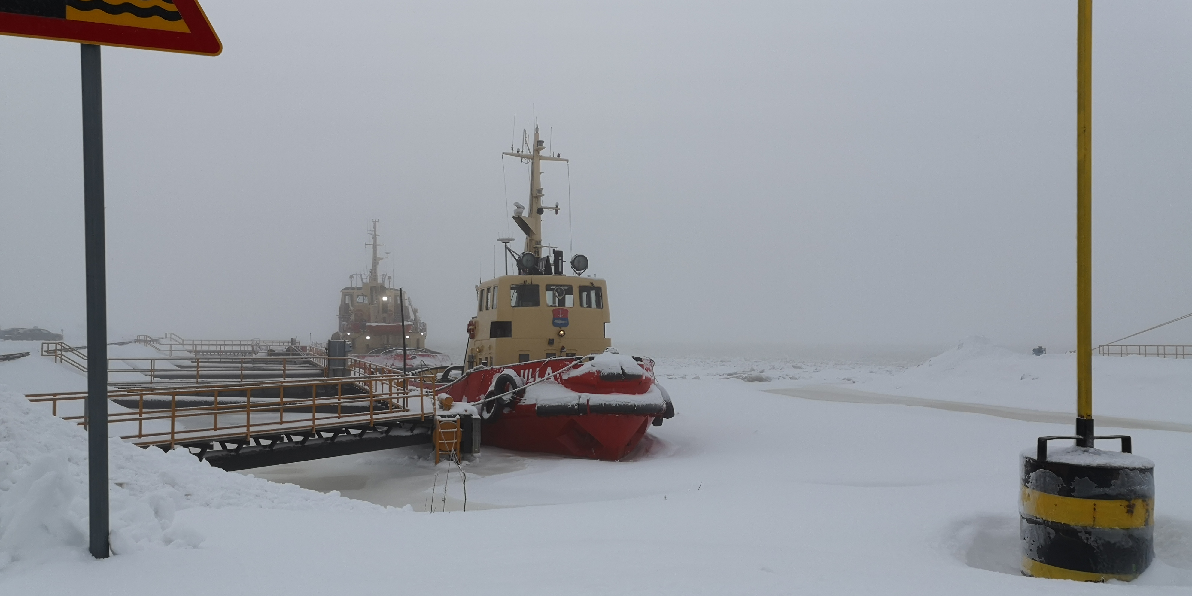 Schlepper "Ulla" und "Jaasolo" im Hafen von Kemi